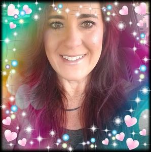 Meet your Posher, Elise